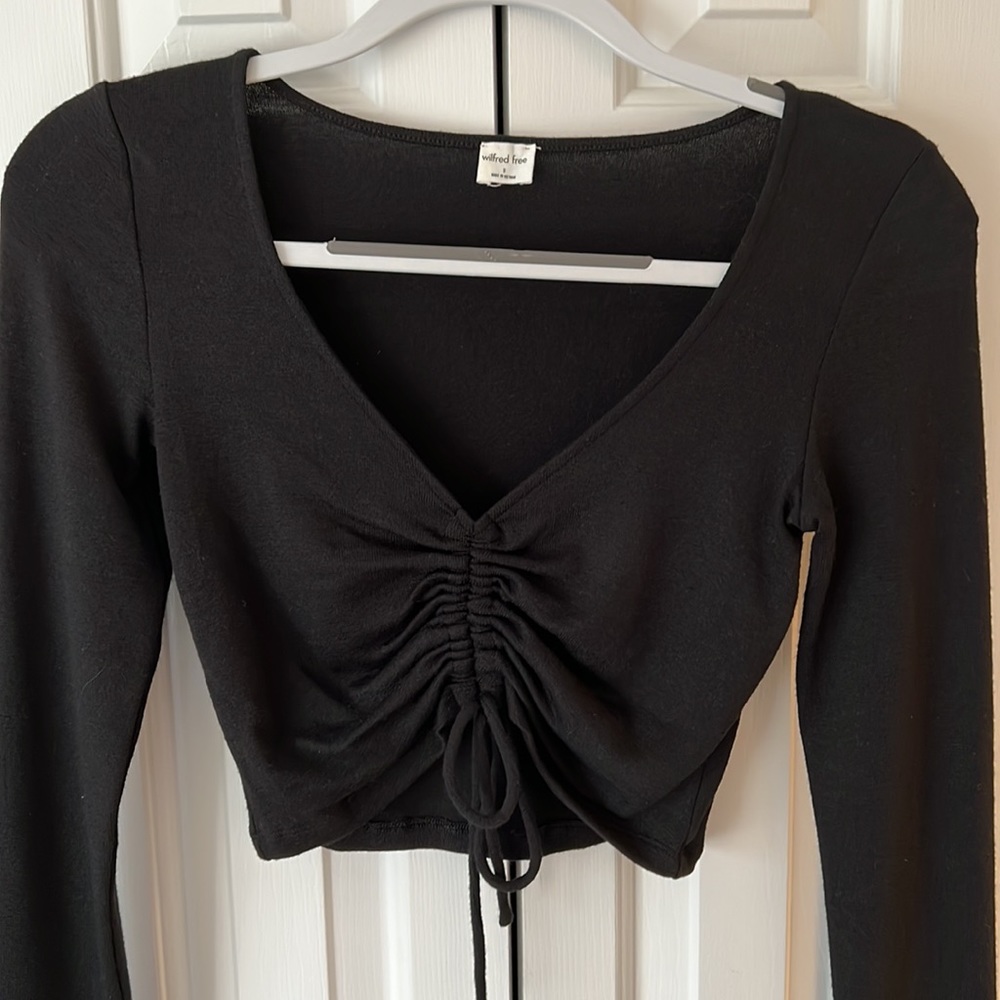 Aritzia Wilfred Free Longsleeve Rouched Crop (size S)